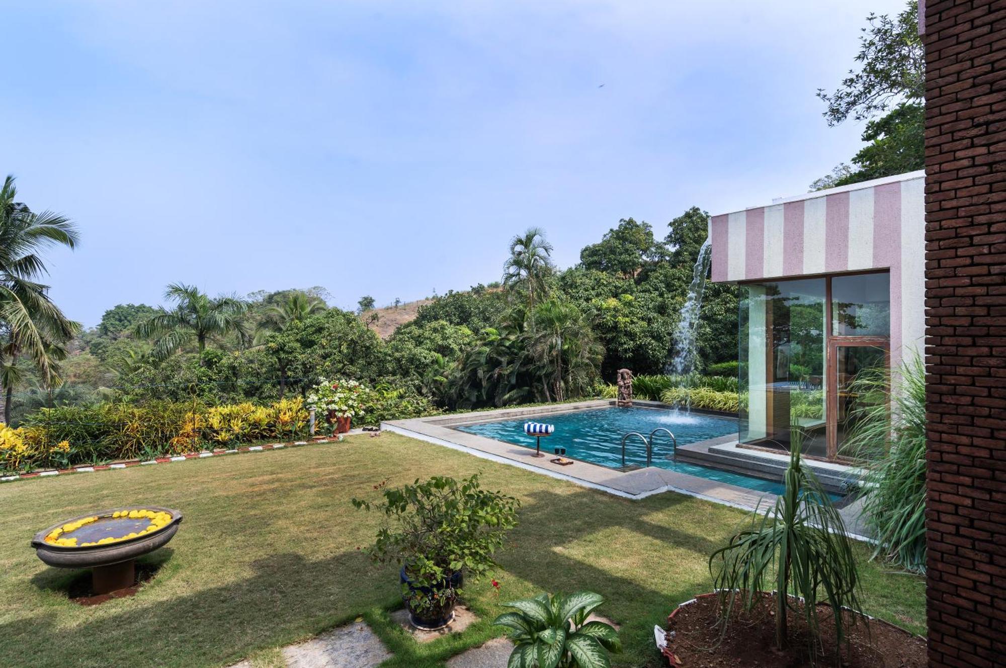 Saffronstays Pride Rock Mandve Екстер'єр фото