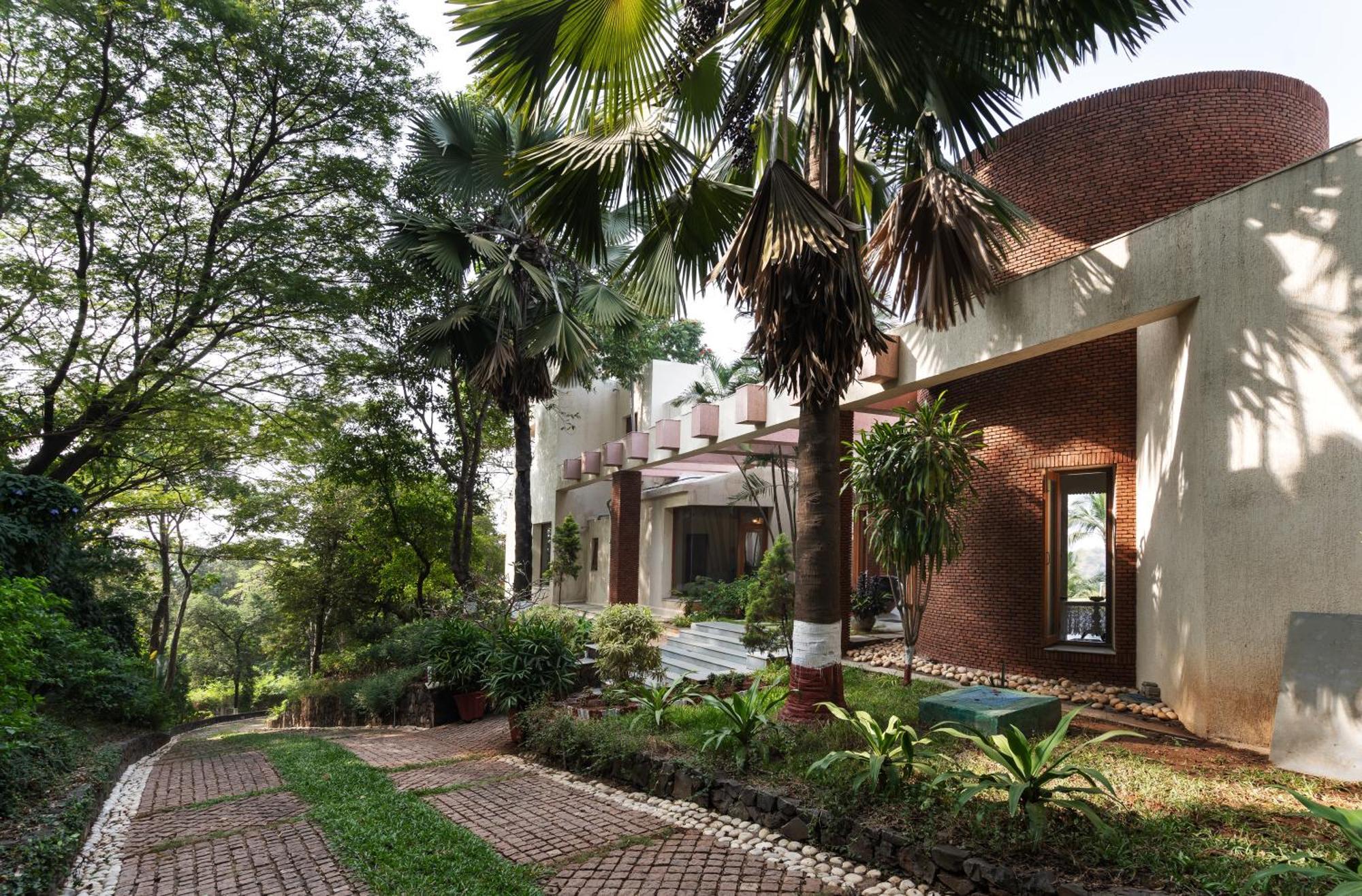 Saffronstays Pride Rock Mandve Екстер'єр фото