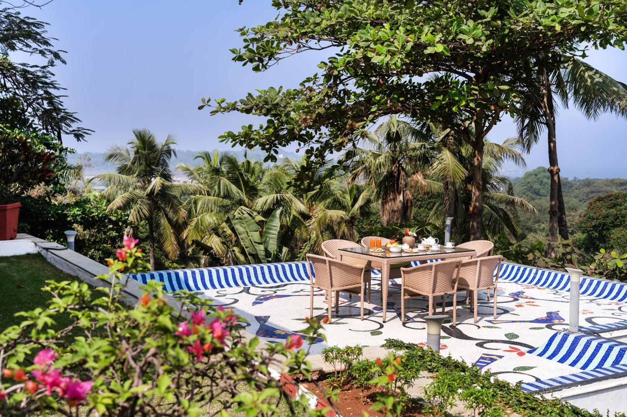 Saffronstays Pride Rock Mandve Екстер'єр фото